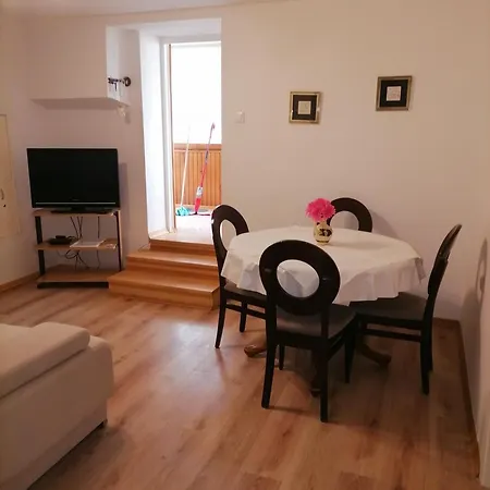 Mira Lägenhet Baška